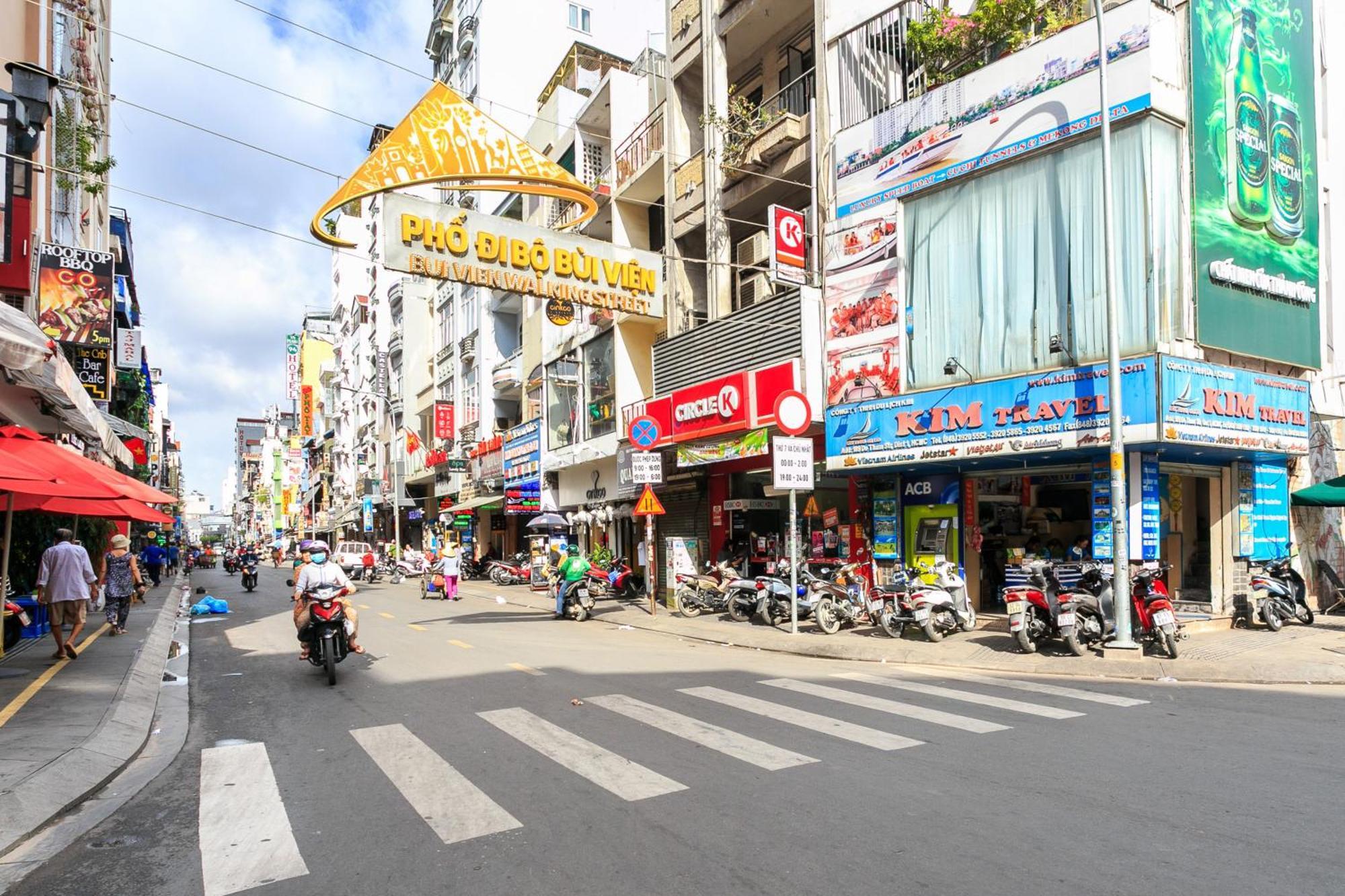 Ya Sai Gon Bui Vien Walking Street Hotel 3*